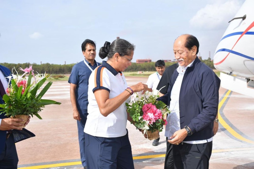 Nagaland Chief Minister Neiphiu Rio being greeted on his arrival to Jindal Vijayanagar Airport on June 27.